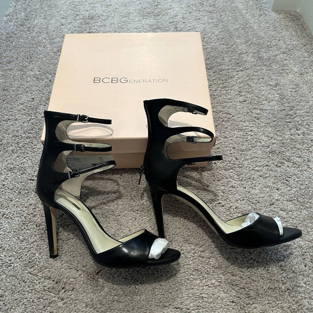 BCBGeneration Chevonne women’s size 10 heels